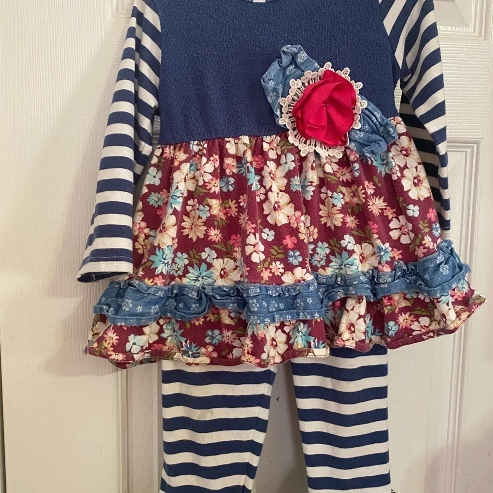 Counting‎ Daisies Outfit